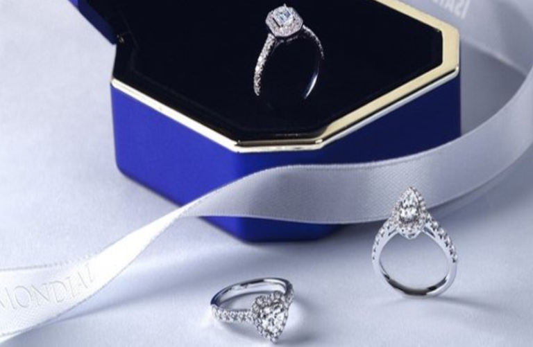 cincin tunangan